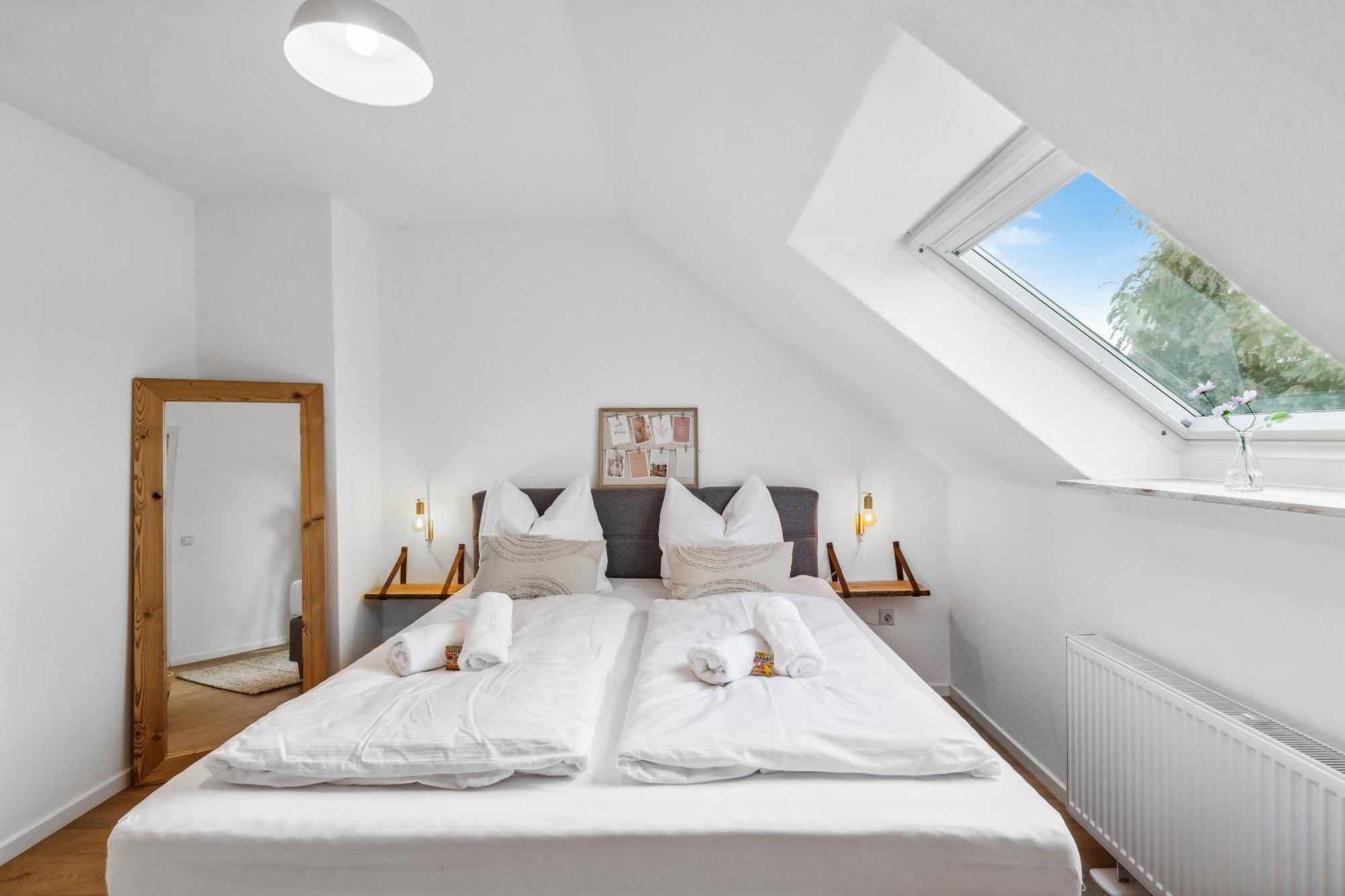 Apartment Citychalet- 73m2-boxspringbett-neu Renoviert-kueche-sehr Ruhig Bochum