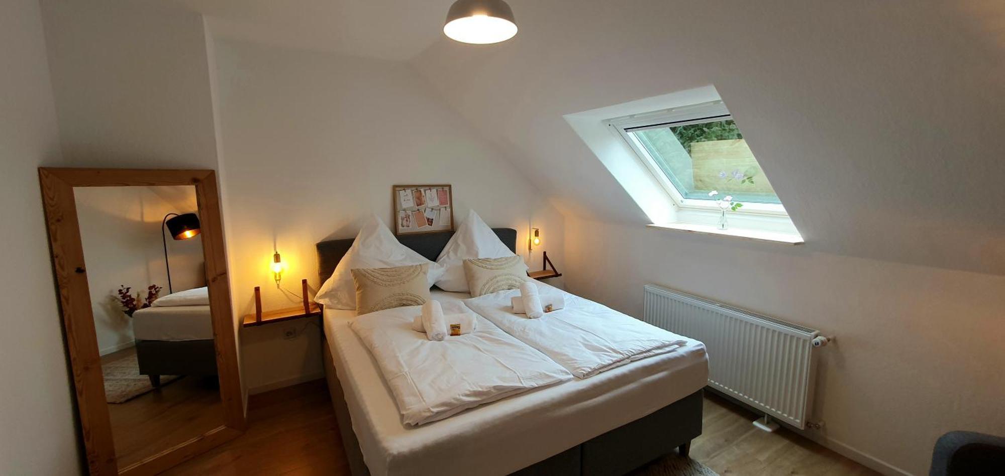 Citychalet- 73m2-boxspringbett-neu Renoviert-kueche-sehr Ruhig * Bochum